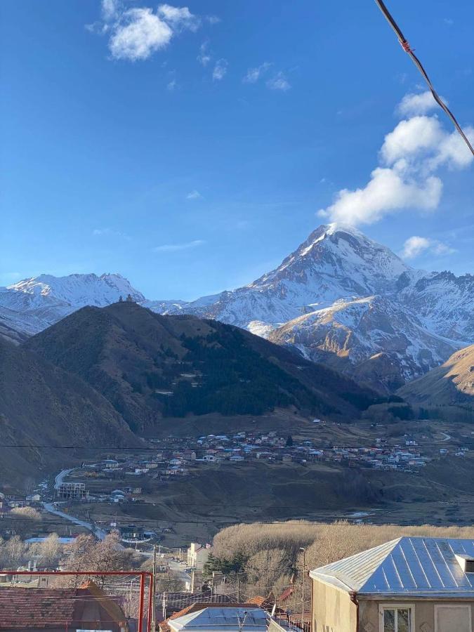 Golden Star Kazbegi Hotel Ngoại thất bức ảnh