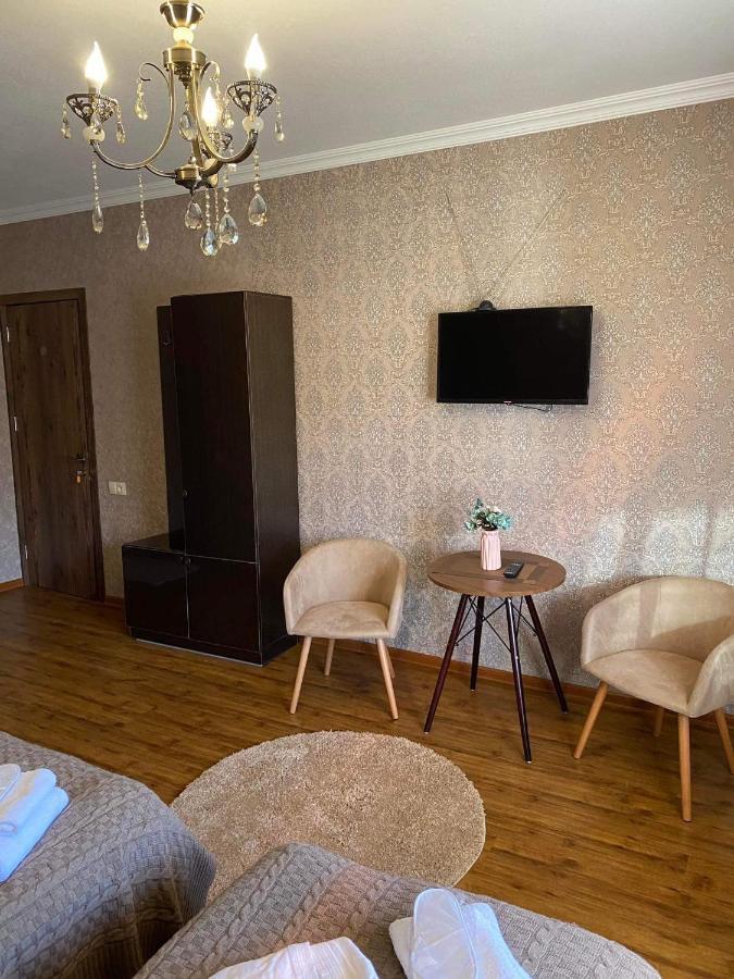 Golden Star Kazbegi Hotel Ngoại thất bức ảnh