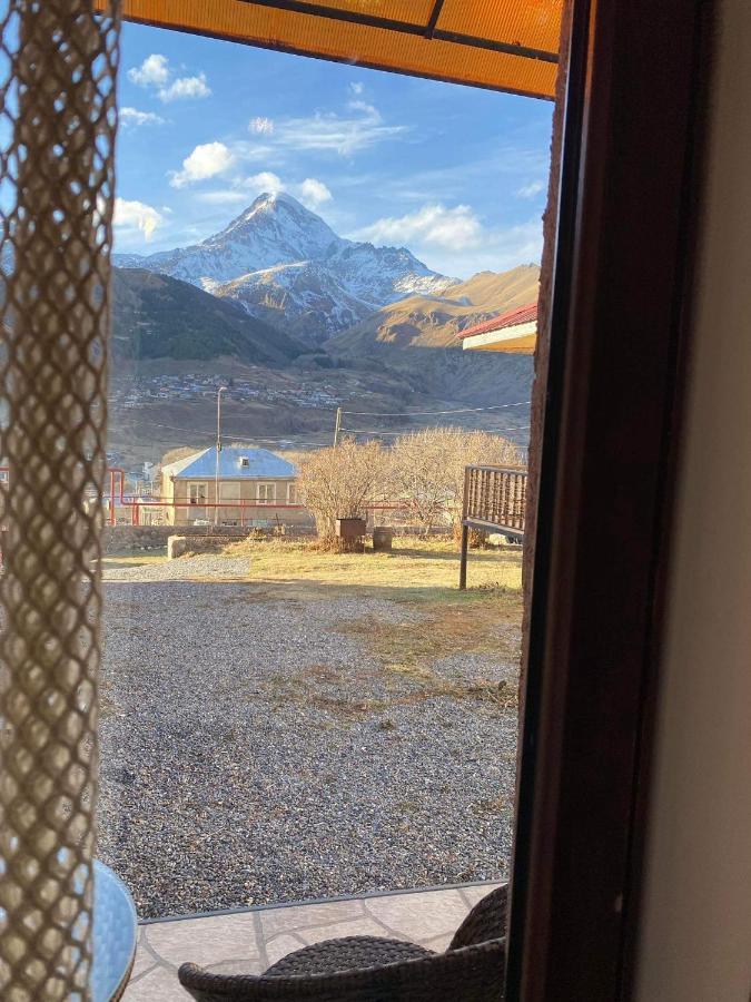 Golden Star Kazbegi Hotel Ngoại thất bức ảnh